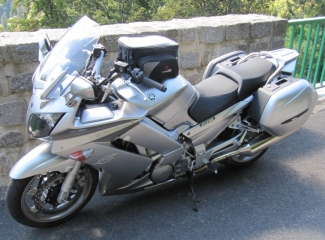 {FJR1300}
